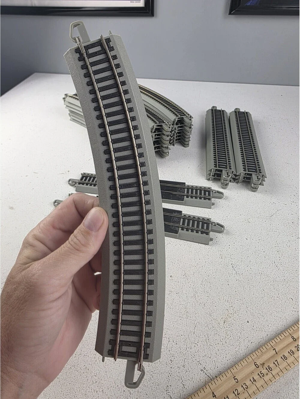 Lot of 32 pcs Bachmann  E-Z Snap N Go Train Tracks
